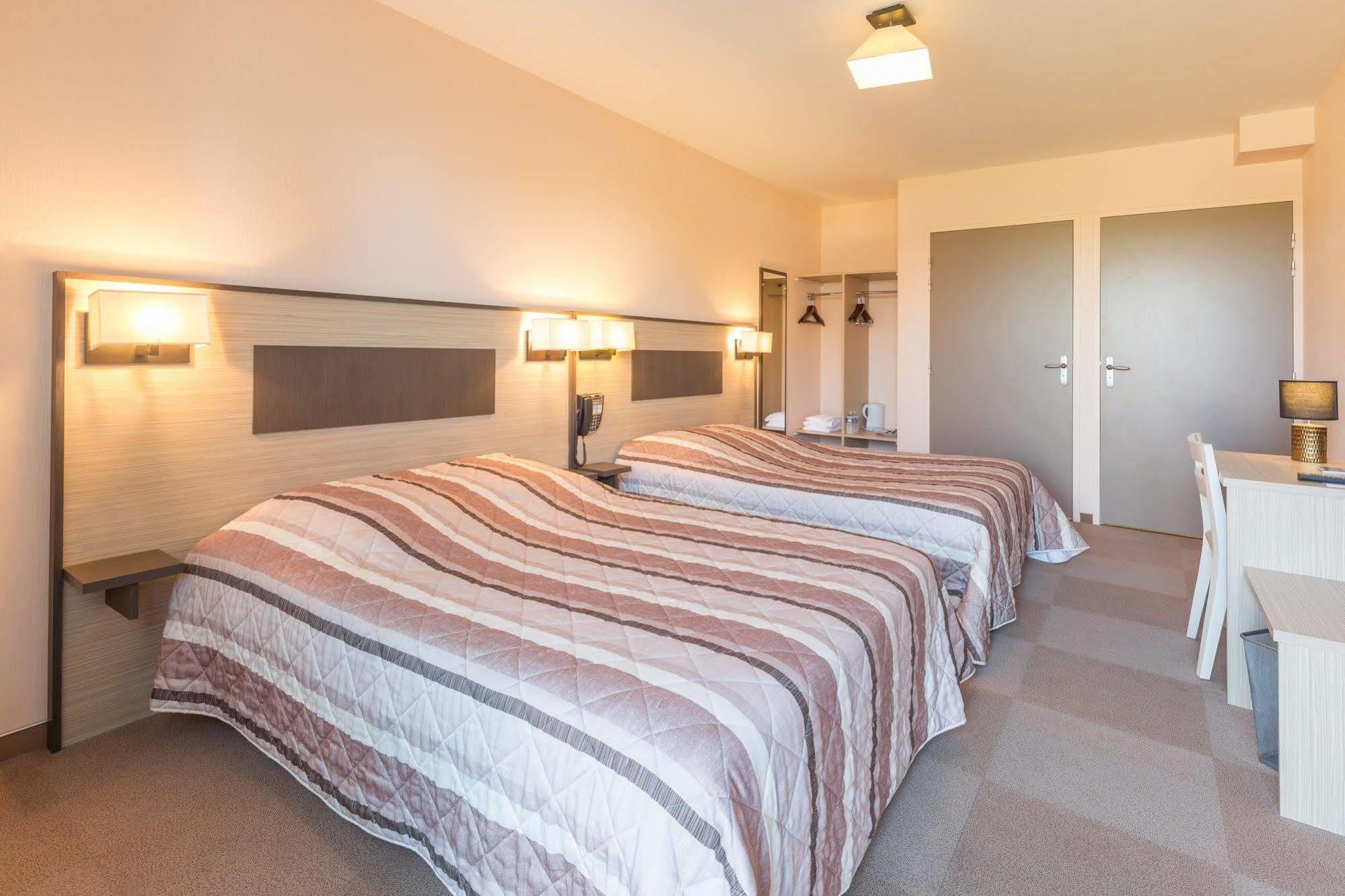 Pressoir Hotel Saint-Calais Exteriér fotografie